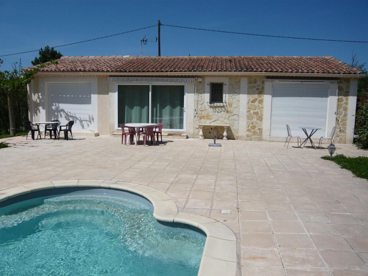 דירות Saint-Rémy-de-Provence Locations Des Alpilles מראה חיצוני תמונה
