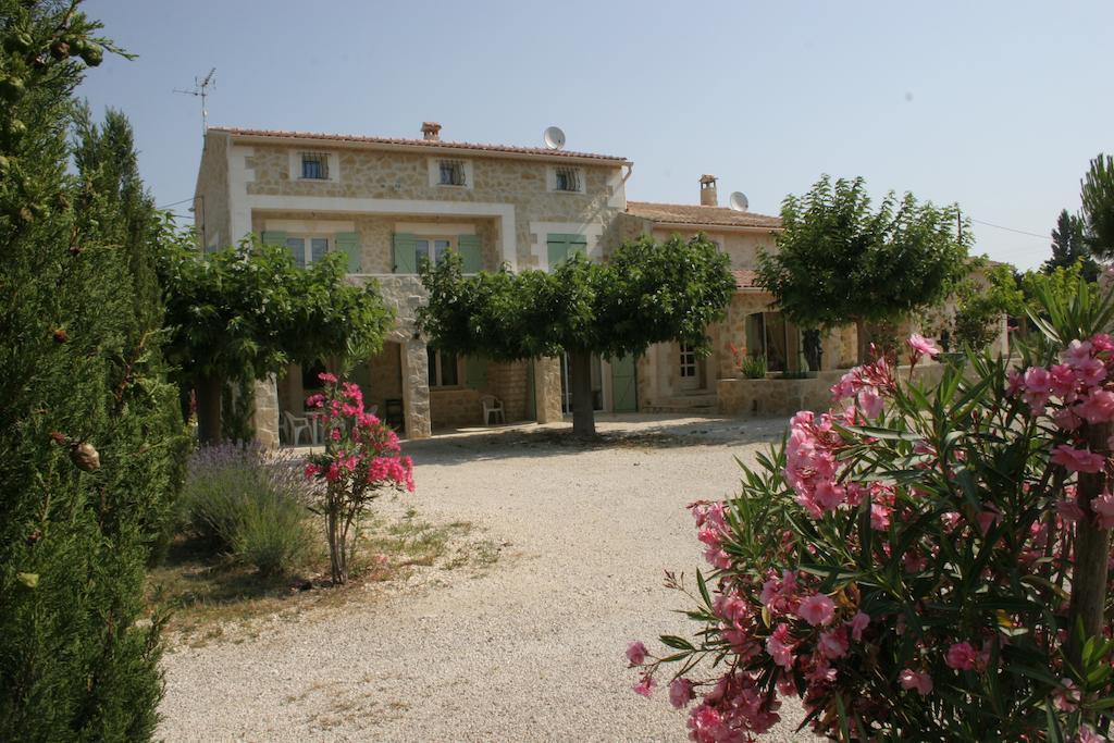 דירות Saint-Rémy-de-Provence Locations Des Alpilles חדר תמונה